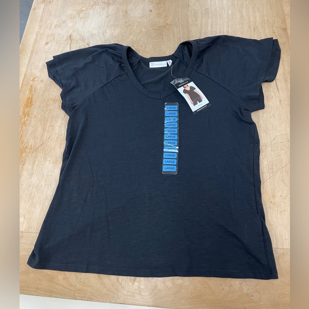 RAFAELLA || Ladies Knit V-Neck Top NWT